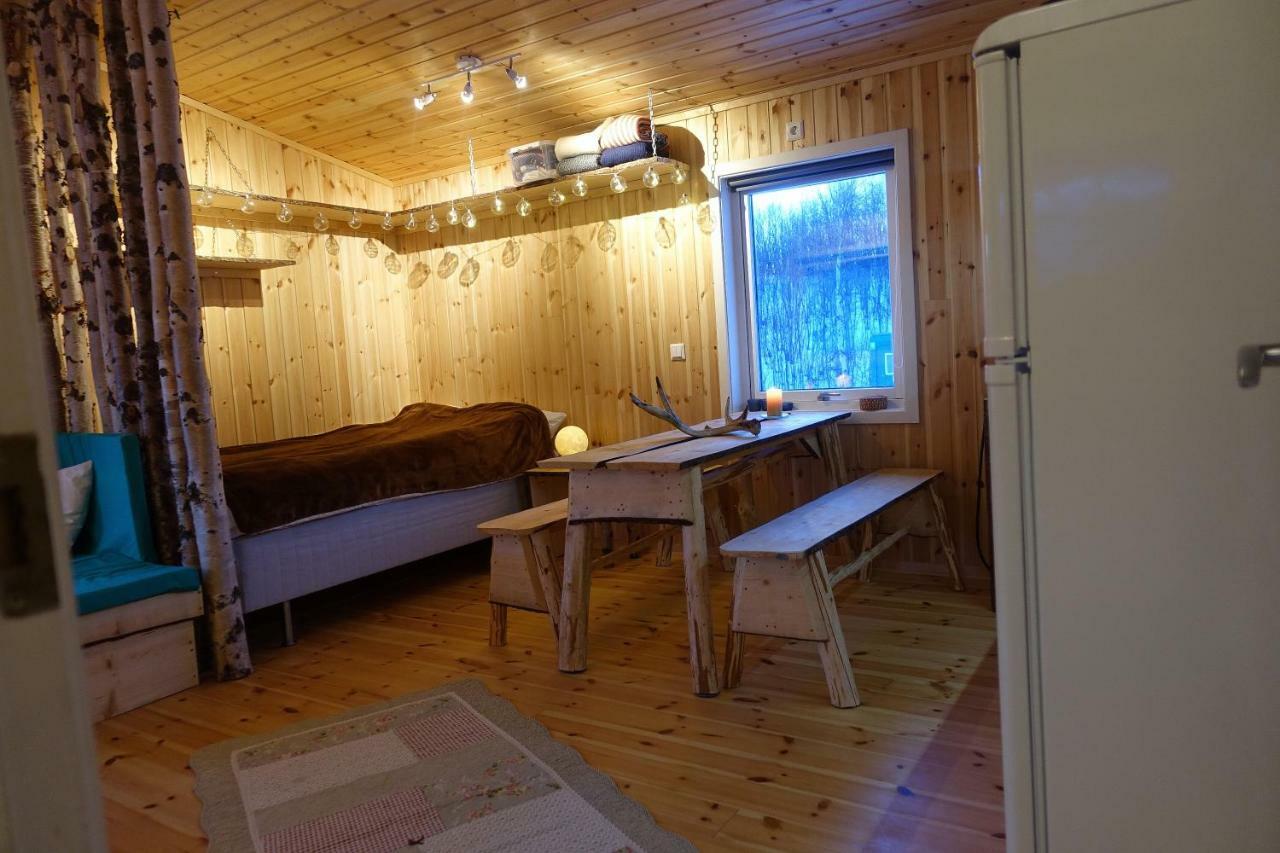 Wild Caribou'S Wildwood Cabin Lakselv Kültér fotó
